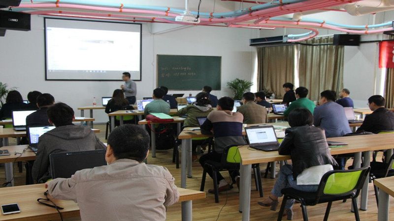 企业培训课程定价策略：揭秘背后的逻辑与考量